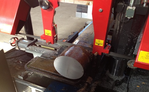 射洪卧式带锯床加工时出现明显振荡如何排查？